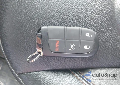 2024 Jeep Compass Limited 4X4 from USA, damaged, VIN 3C4NJDCN5RT143401